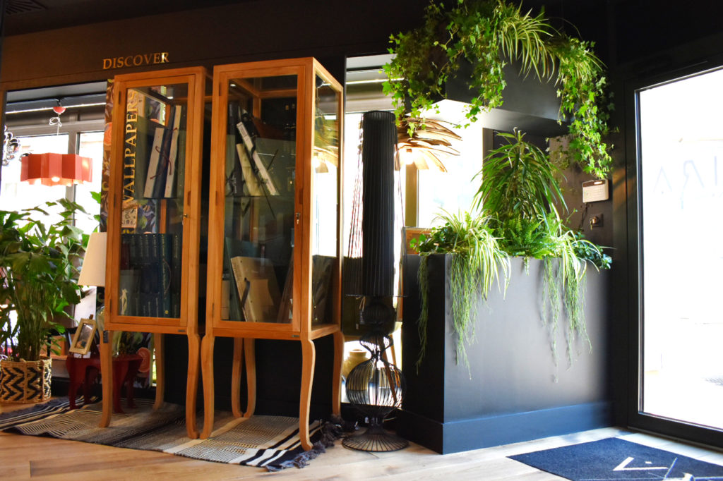vesta-architecte-designer-les-sables-d-olonne-vendee-projet-commerce-retail-concept-aira-cholet-luxe-boutique-architecture-interieur-design-decoration-mobilier-07